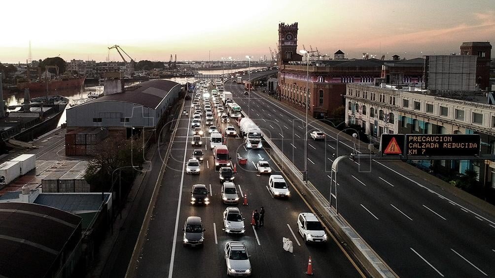 Aumentó un 16% el tránsito en autopistas porteñas y un 11% en avenidas de la Ciudad