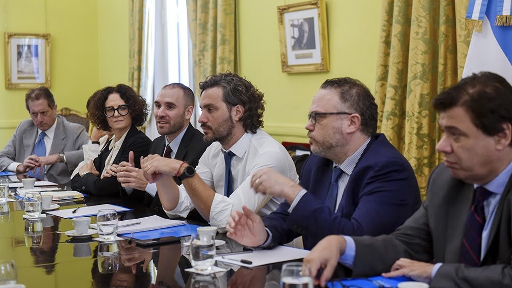 Medidas de apoyo a familias y empresas, los ejes de la reunión de gabinete económico