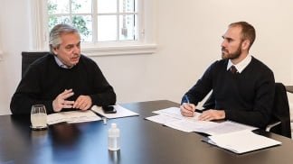 Alberto Fernández encabezó una "reunión de trabajo" con ministros