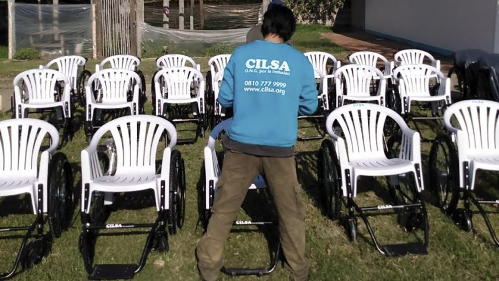 Una ONG dona más de 200 sillas de ruedas a hospitales bonaerenses, porteños y santafesinos