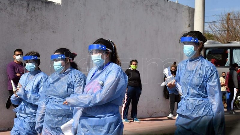 Por nuevos contagios, extreman medidas en un hospital y más barrios de Córdoba