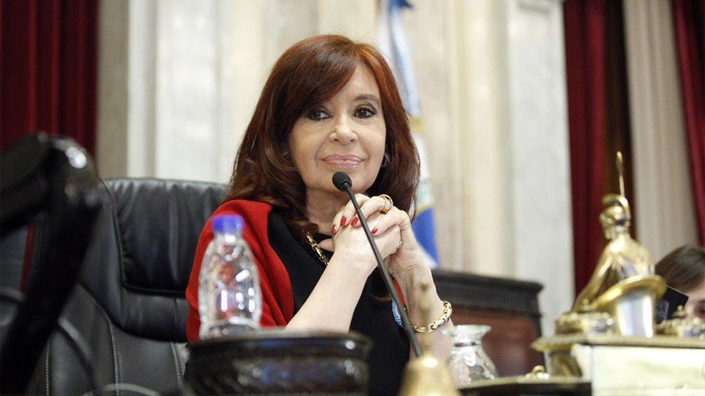 Cristina Fernández: "El país todavía se debe una verdadera reforma judicial"