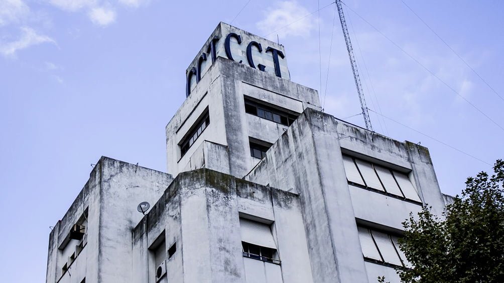 La CGT repudió la "intromisión judicial" en el Sindicato del Seguro y respaldó al titular