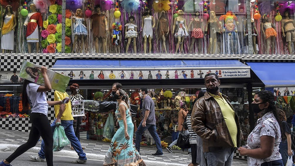 La economía de Brasil entra en recesión y tiene una caída récord del 9,7%