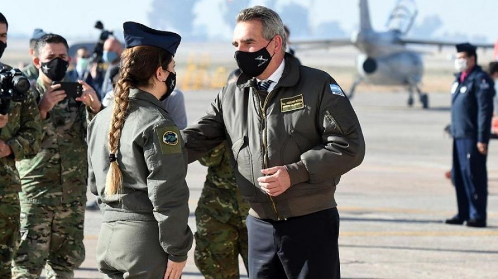 Rossi: el Fondo de Defensa "puede cambiar la historia de las Fuerzas Armadas argentinas"