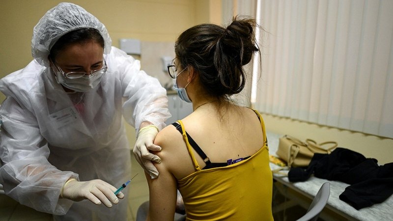 Infectólogos señalaron que las reacciones alérgicas a las vacunas son poco frecuentes