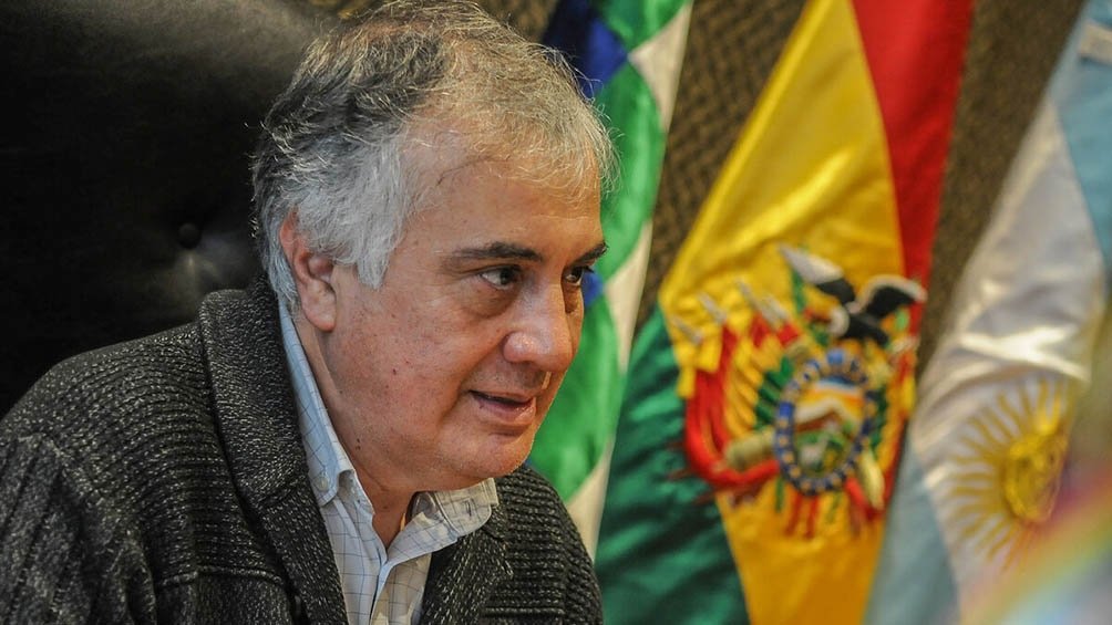Según el embajador de Bolivia, "se ha corroborado" con una nota el ingreso de armas