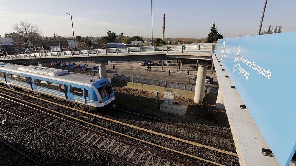 Inauguraron dos puentes modulares sobre las vías del Sarmiento en Ituzaingó