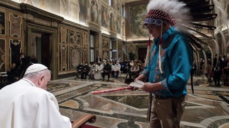 Francisco pidió "reconocer a los pueblos indígenas de todo el mundo"