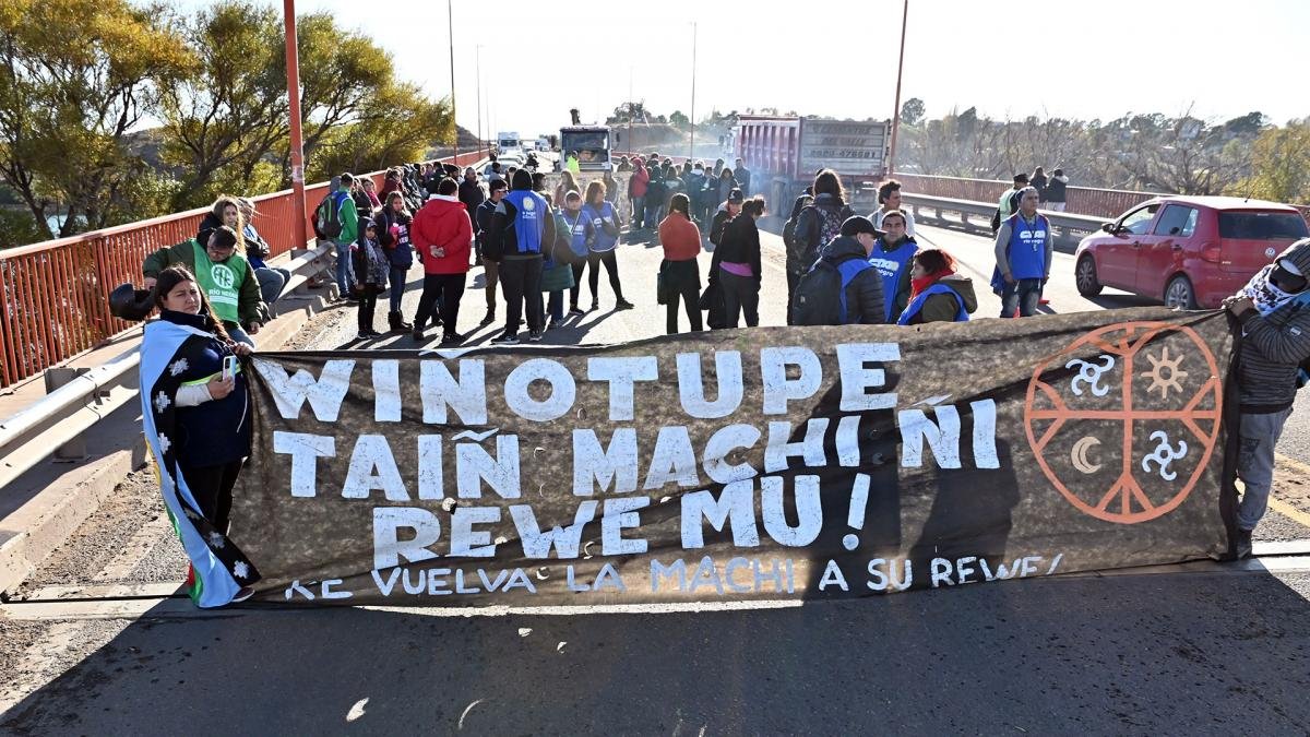 Reclamaron la liberación de cuatro mujeres mapuches detenidas en Villa Mascardi