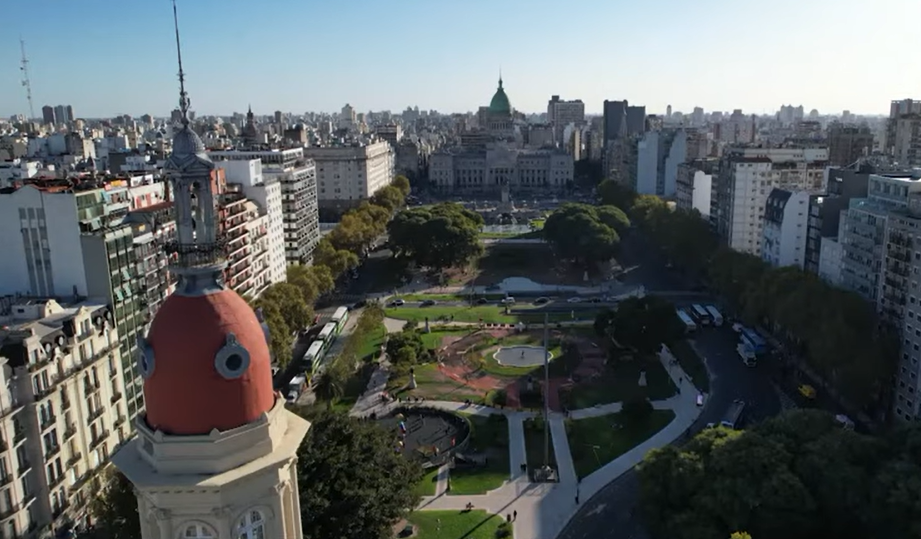 SENADO ARGENTINO; ACTUANDO COMO CONTRAPESO DEMOCRATICO Y SOCIAL
